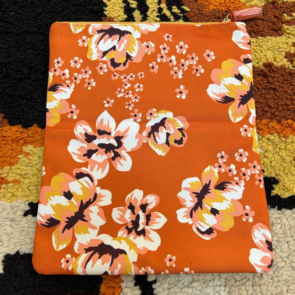 RACHEL PALLY, fold over, floral leather clutch!! - Picture 3 of 15